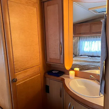 Campingvogn I Nydelige Ramfjord *