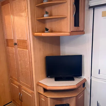 Campingvogn I Nydelige Ramfjord 캠프장 *
